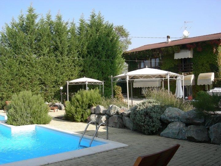 Bed and Breakfast Premiata Osteria Dei Fiori à Cortiglione Chambre photo